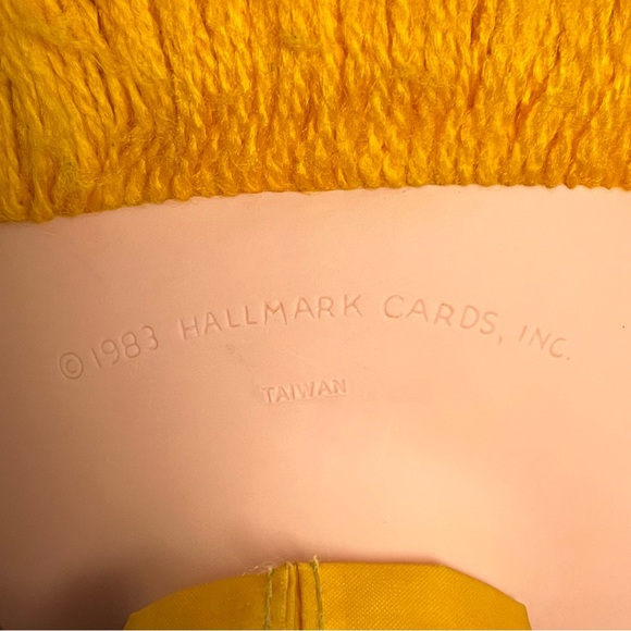 Vintage Genuine 1983 Rainbow Brite 18” Stuffed Doll Plush Hallmark Mattel Bright - Picture 6 of 6